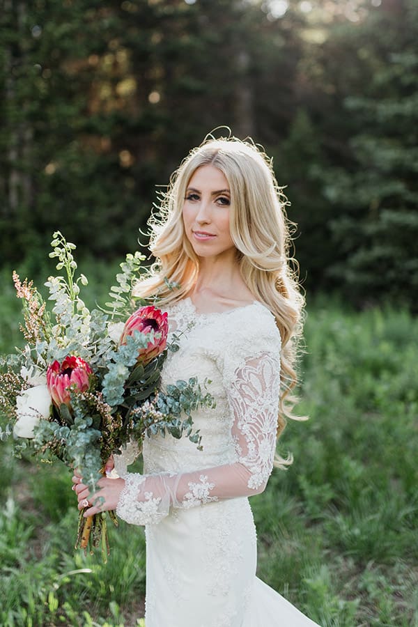 Looks of Love – Utah Valley Bride