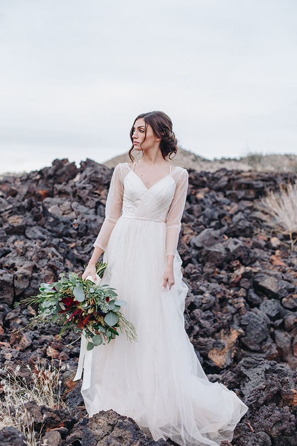 On The Rocks – Utah Valley Bride