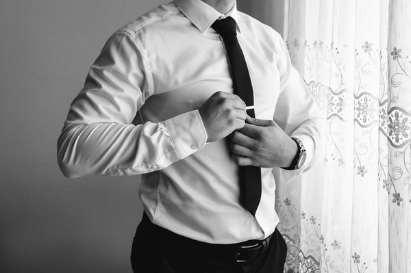 Groom,Correct,His,Tie,On,White,Shirt.,Wedding.,Groom,Preparing